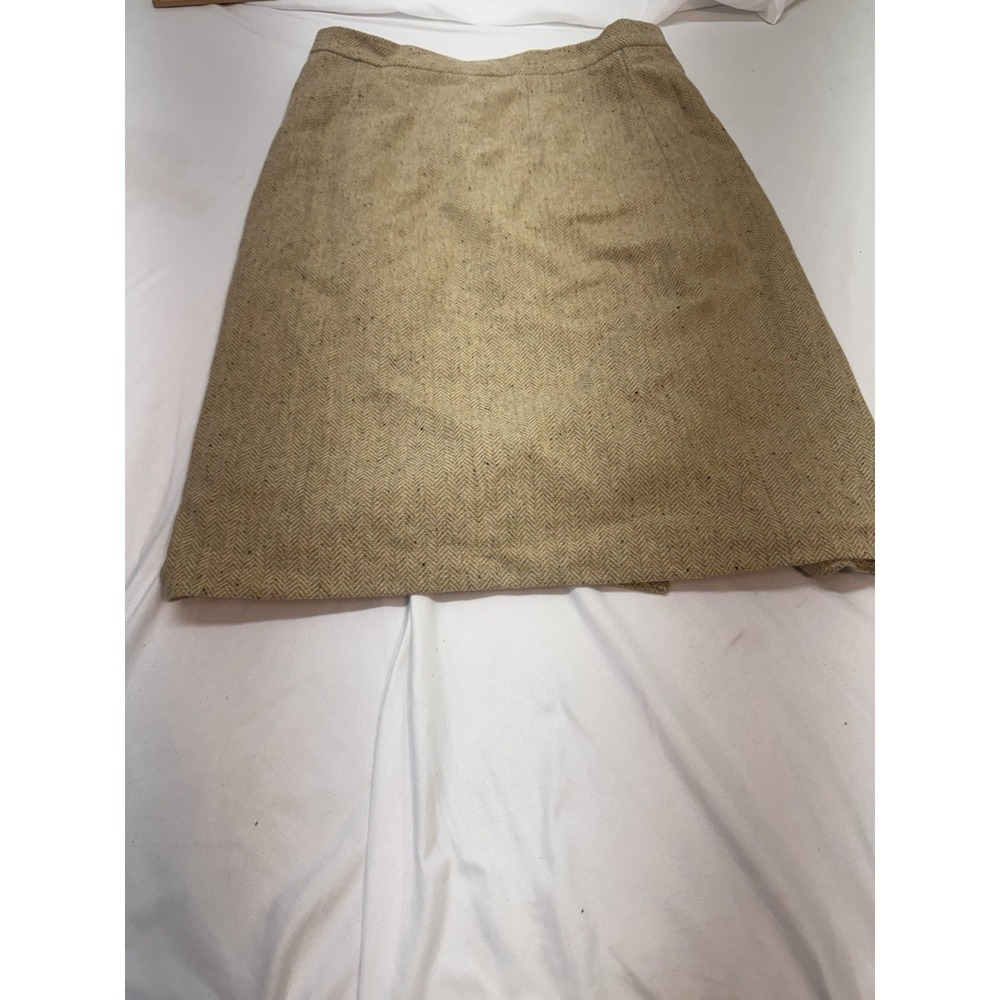 Chaus Women's Lambswool Skirt Size 10 Camel Tan Wool Herringbone Classic Skirt